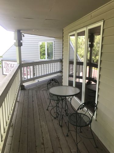 Suite 202
